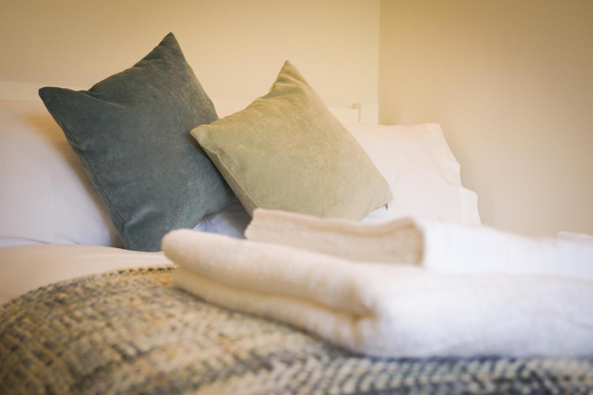 Lemon Tree Inn - Newly Refurbished Coastal Stay Swyre Eksteriør billede