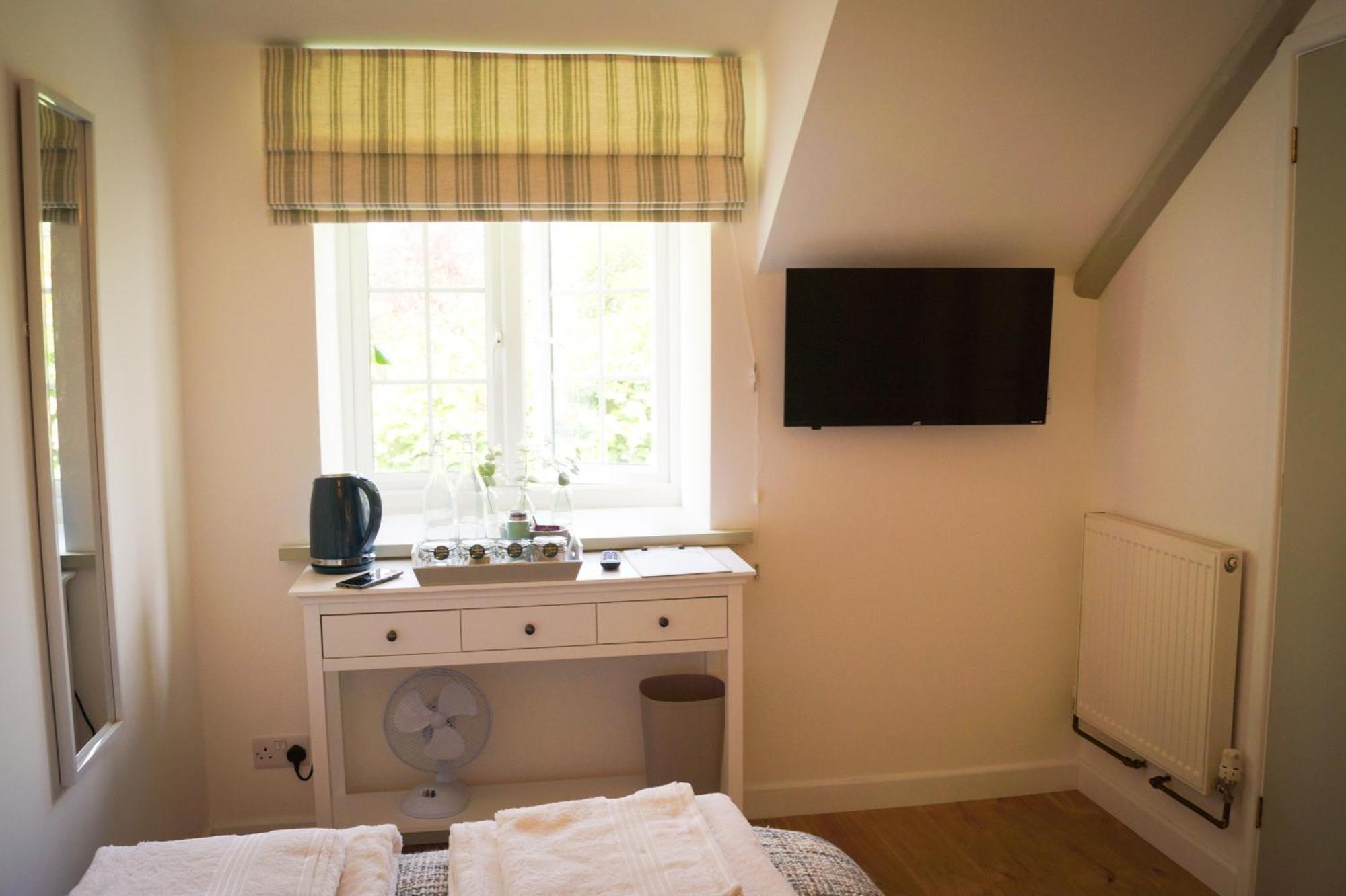Lemon Tree Inn - Newly Refurbished Coastal Stay Swyre Eksteriør billede