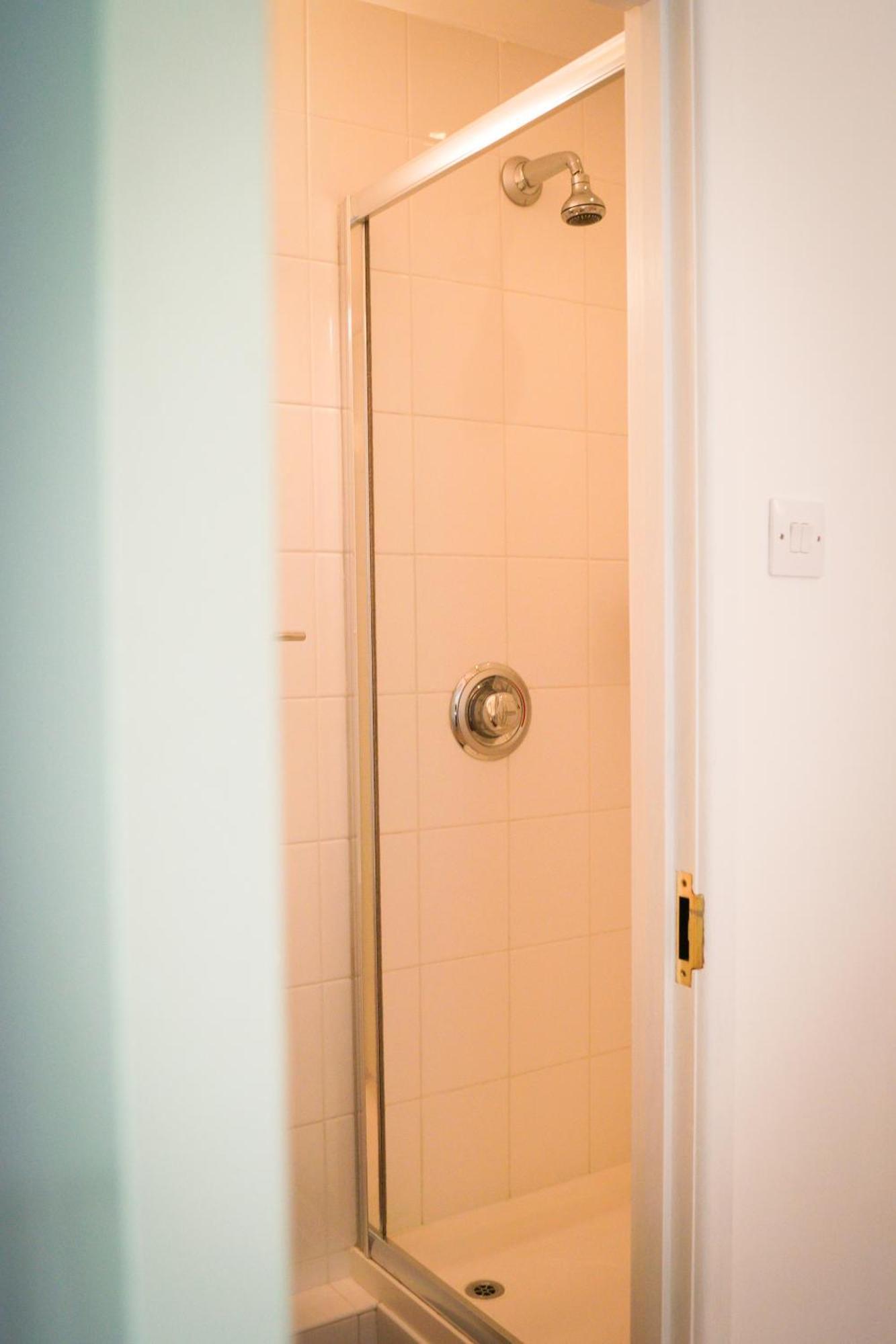 Lemon Tree Inn - Newly Refurbished Coastal Stay Swyre Eksteriør billede