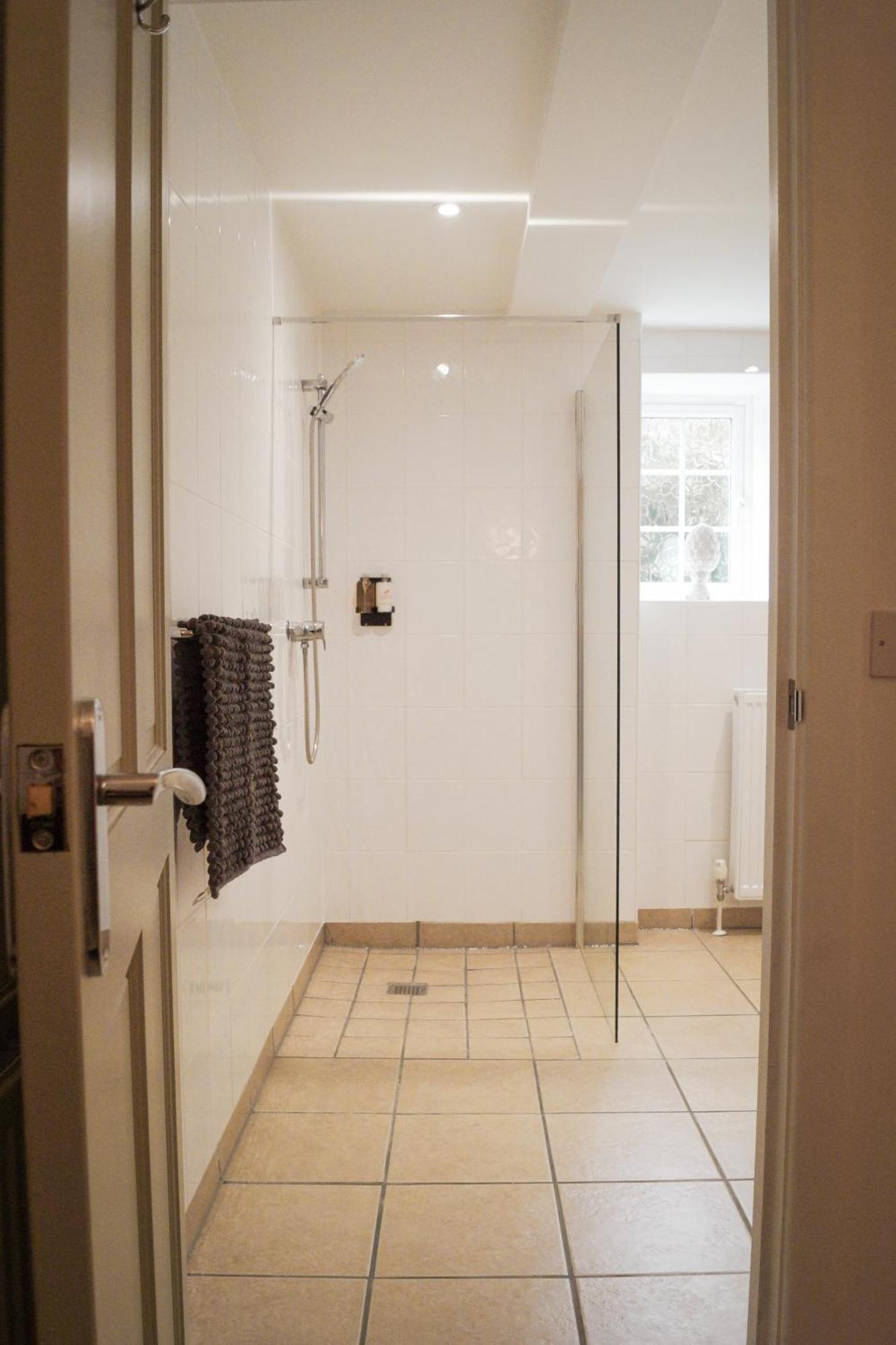Lemon Tree Inn - Newly Refurbished Coastal Stay Swyre Eksteriør billede