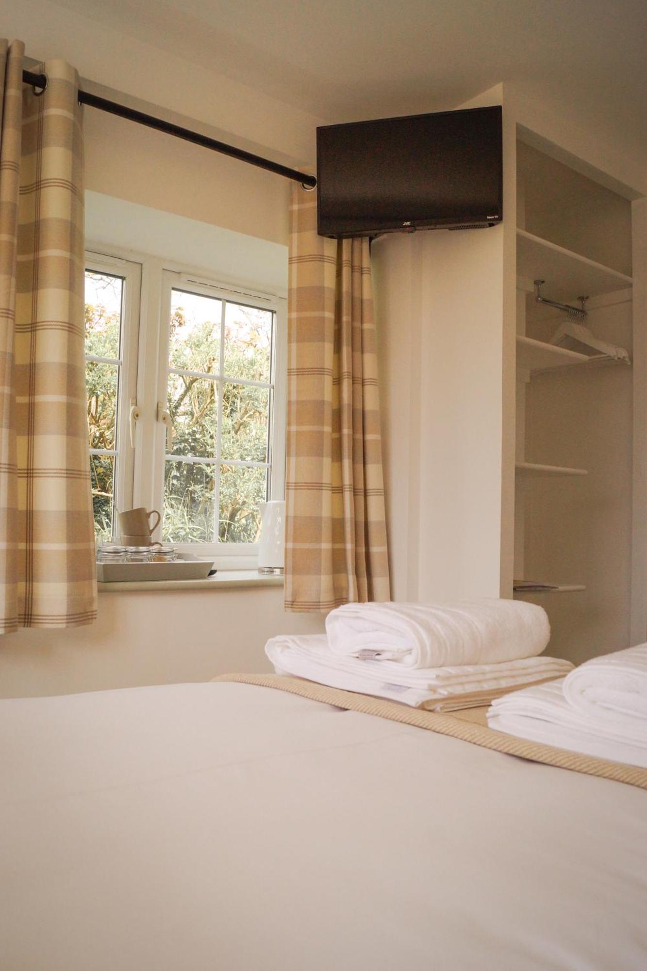 Lemon Tree Inn - Newly Refurbished Coastal Stay Swyre Eksteriør billede
