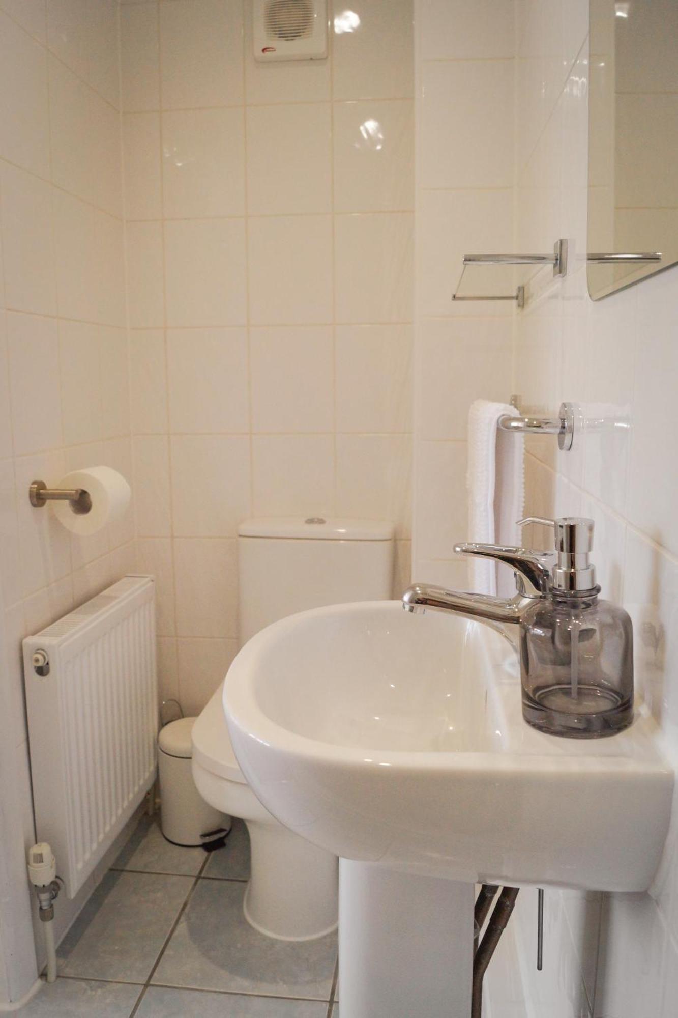 Lemon Tree Inn - Newly Refurbished Coastal Stay Swyre Eksteriør billede
