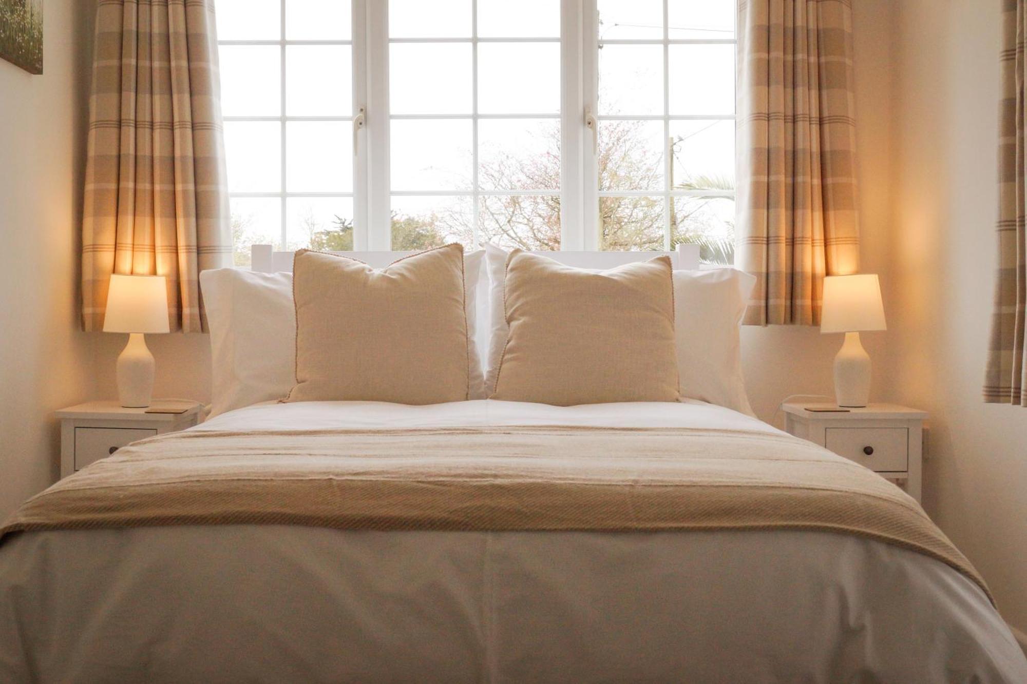 Lemon Tree Inn - Newly Refurbished Coastal Stay Swyre Eksteriør billede